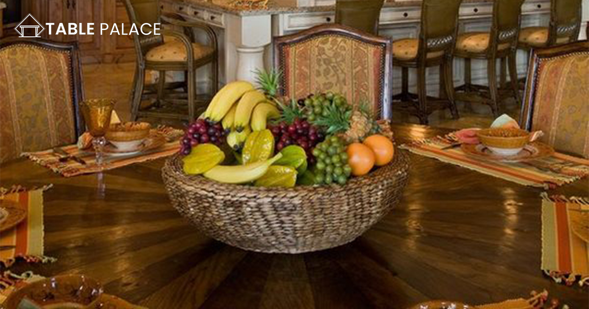 Place a fruit bowl on the table for a healthy and decorative touch