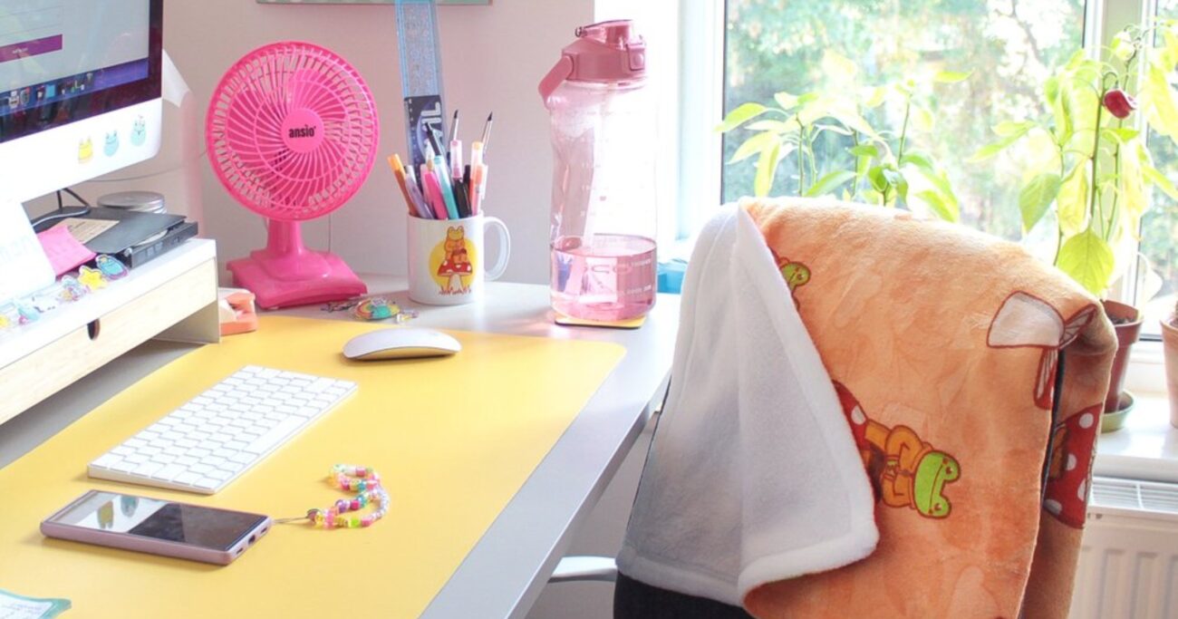 Keep a Colorful Personalized Blanket at your Workplace